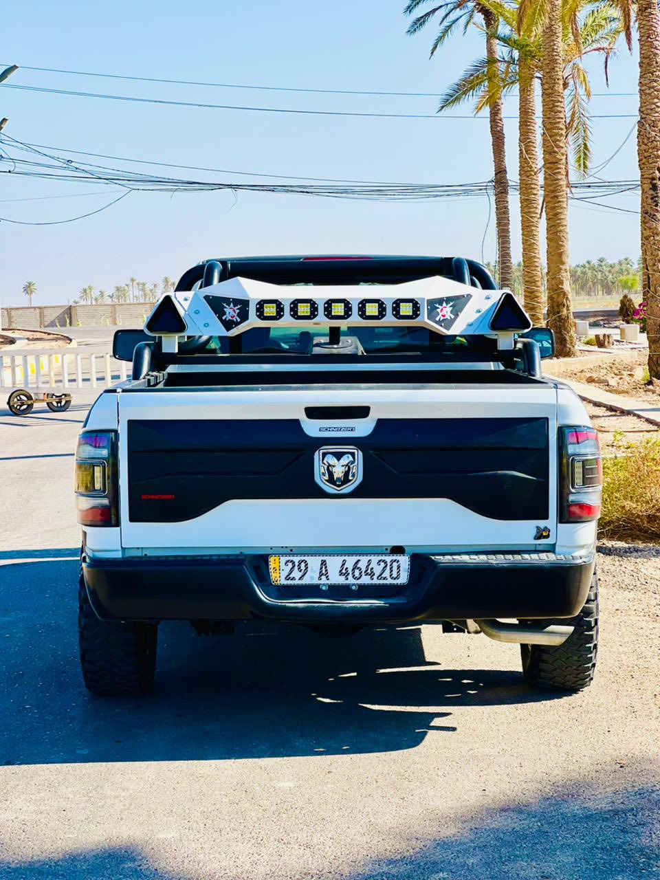 السلام عليكم دوج رام موديل ٢٣ مرقم جاهز بأسمي مكاني واسط الكوت حادث جاملغ الايمن وربع البنيد سعرها ب ٢٣٠ للاستفسار ***********
