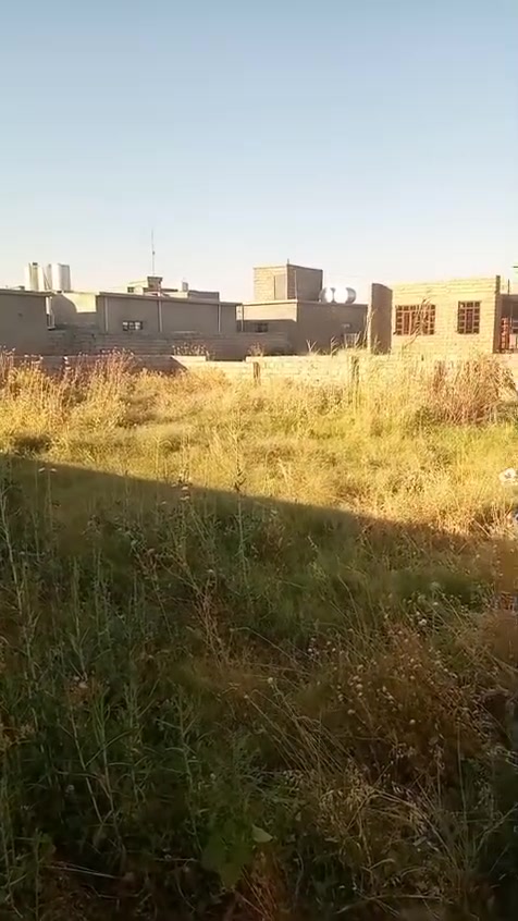 موجود أرض للبيع المساحه473يم صالح سالم الطعمه بعاجه *********** الموقع بعاجه التصال العرقم اني مكلف بلنشر
