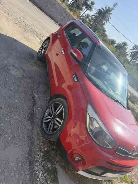 سول 2018خليجي صار بيهة حادث كلش خفيف بل بنيد ونصبغ علة كدة فقط بدون اي دواخل كلة مكفول وبارد بل جاملغ جهت السايق السيارة كلش حلوة وجديدة ماشية52الف كيلو السيارة مواصفاتهة حلوة مري شفط تبريد بيانو وبنرامة ودشبول لونين مكينة 1600بحالة الوكالة كلش جديدة تجي وتشوف بعينك مناقصهة اي شي رايدهة ب140$وبيهة  مجال بسيط مكاني البياع هاذ رقمي موجود فقط واتساب ***********خابرني وتدلل
