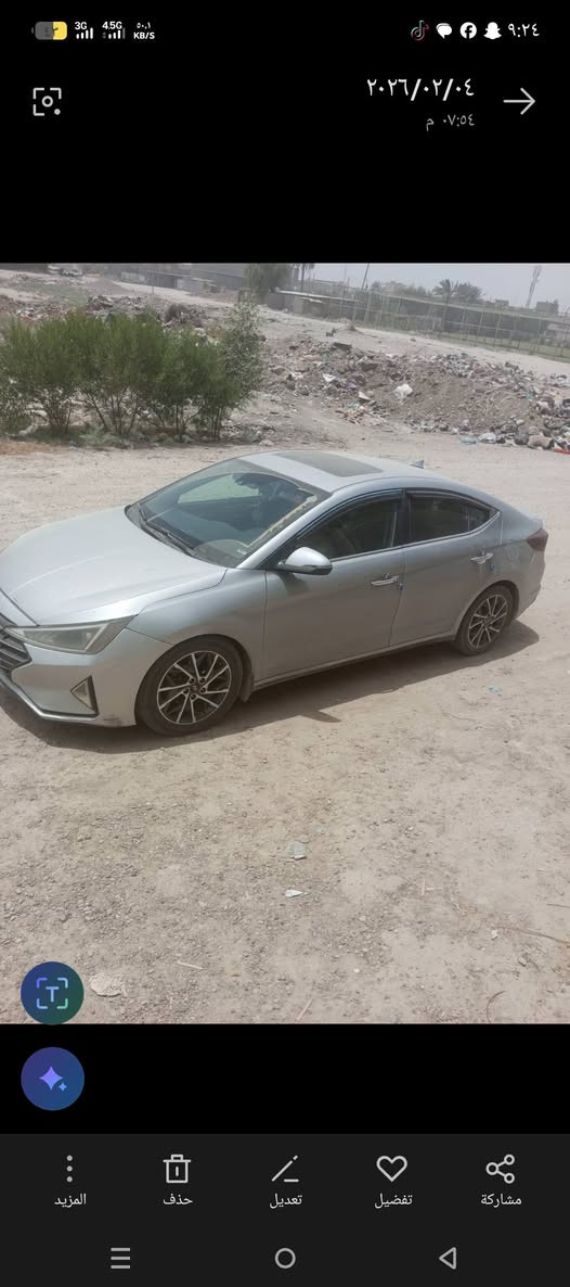 السلام عليكم .
النتره 2020 محرك 2000 رقم بغداد تحويل ثاني يوم باسمي 
 حادثها موضح بلصوره لسياره فول بصمه وتحكمات 
تبريد 🥶 تلج  (السعر 123).مكان السياره ابو غريب خرنابات قرب جامع الناجي هاتف ***********
