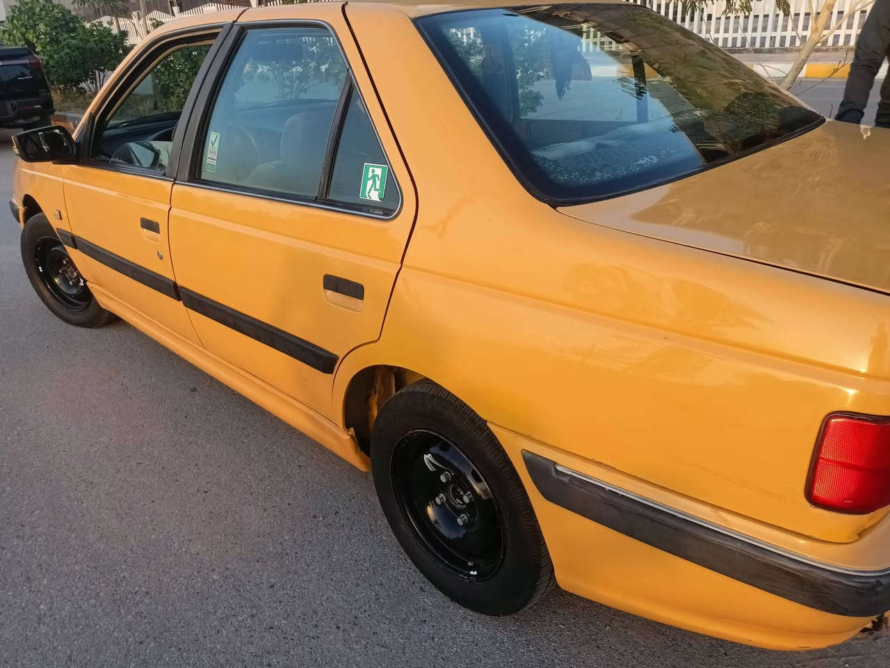 بيجو بارص 15 كفالة رقم بغداد تحويل ثاني يوم تبريد ثلج حدادة ورة كدام قبل كم يوم سويته السعر 36 وبيه مجال حك الجية مكان السيارة سوق الشيخ الاتصال ***********
