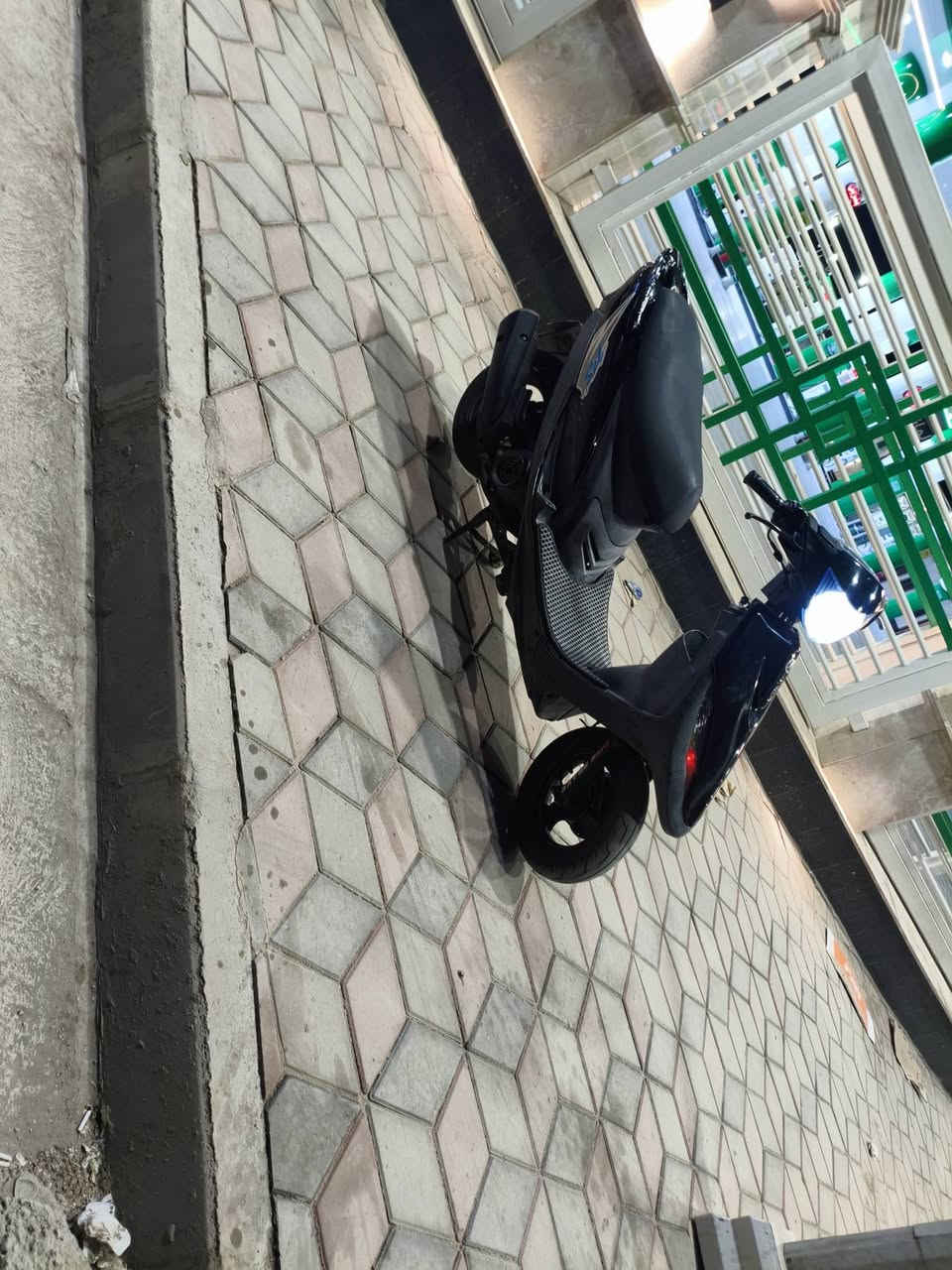 دراجه ماكس عدله الدراجه خير من الله الدراجه ما مفتوحه مكفوله كفالة عامة من تبخير او نضوح جيب فيتر وياك و افحص للصبح كامله ما بيه نقص تعمير جديد الدراجه سعر خاص
*********** مكاني بغداد
