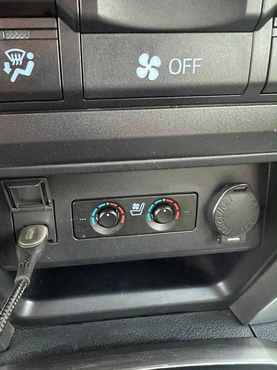 فور رنر لمتد اعلى فئة 2021 رقم اربيل فقط جاملغ امامي بدون ايرباك ولا دواخل 340  قفل


**إذا كنت صاحب هذا الإعلان وتريد حذفه لأي سبب، رجاءا أرسل رسالة إلى الدعم الفني**