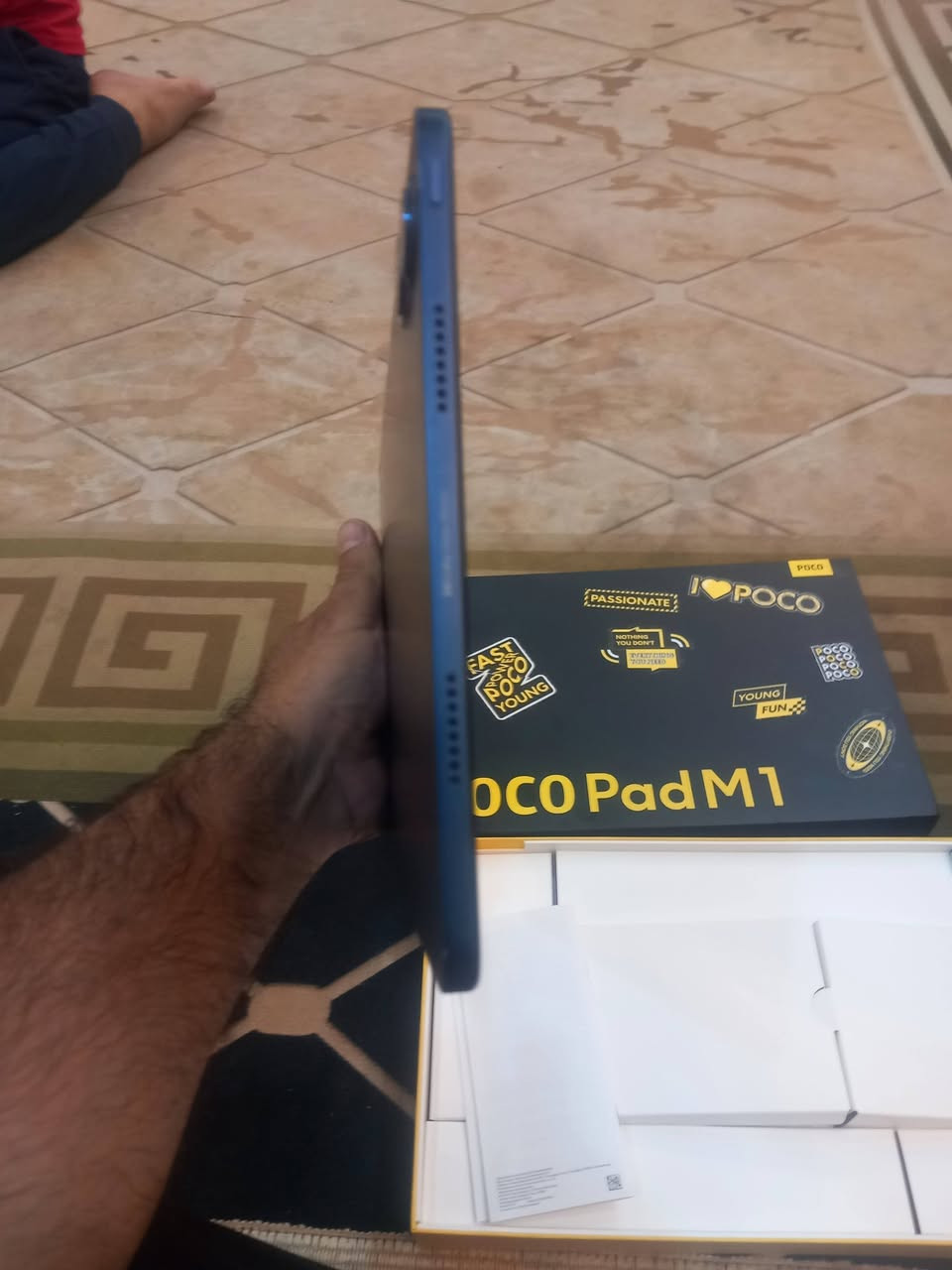 السلام عليكم متاح باد للبيع نوعه بوكو باد m1 ذاكرة ٢٥٦ مكفول كفالة عامة ماعدا طخه صغيره بحافه الايباد ممبينه مكاني الحرية *********** السعر ٢٥٠
