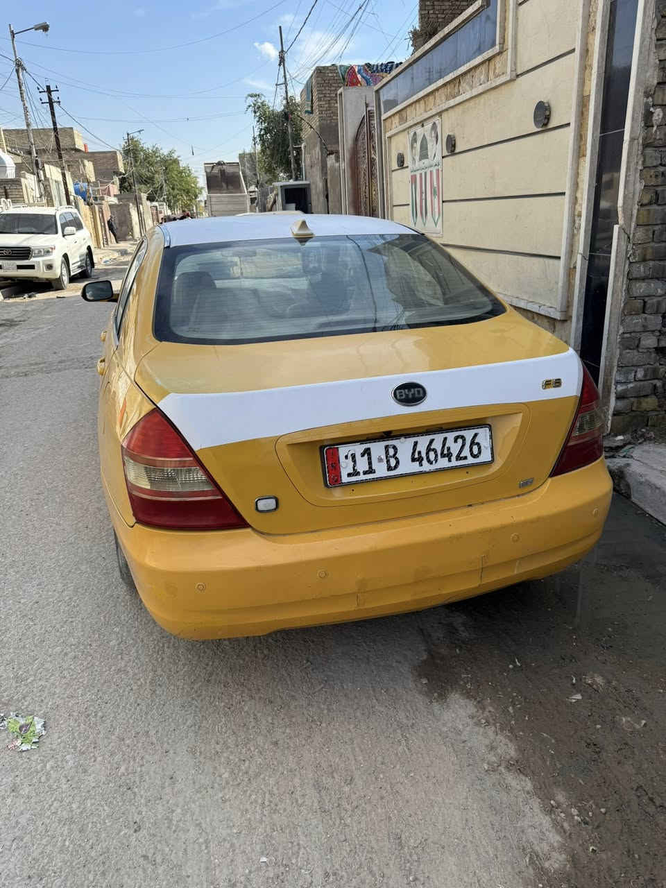 السلام عليكم بي وايدي f6 2011 سياره جاهزه وخير من الله فقط بيها بخار تبريد ثلج تخم تاير حداديه جديده لايت زنون فول عدا البصمه مكاني بغداد سعر 44 وبيها مجال ***********
