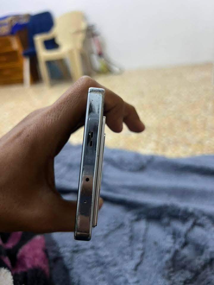 سلام عليكم جهاز انفنكس جيتي ٢٠برو  ذاكره ٢٥٦رام١٢  جهاز نظيف سعر 225 رقم ***********
