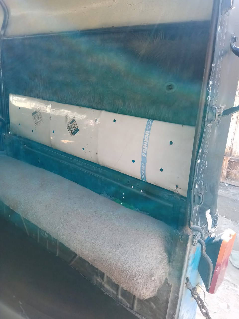 زوبة اصولي رقم ديالى العنوان الصويرة حي الجهاد خلف المعارض السعر 5,500 وبيها مجال  متواجد أتصال واتساب على الرقم ***********
