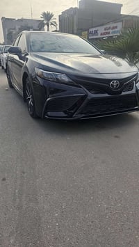 كامري ٢٠٢٤ بانزين se بلس دخول جديد ماشية ٢٨ بيها تبديل بنيد فقط سيارة ...