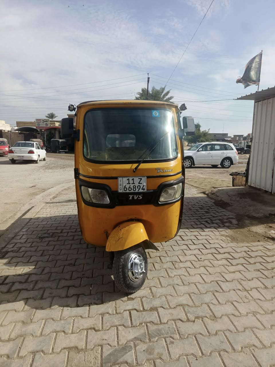 سلام عليكم شباب تكتك  TVS للبيع موديل 2018 بشهر 11 تكتك خير من الله مكينه ذابهه جديده تخم تايرات لا ضربه ولا طخه كهربائيات كلهه شغاله تحويل ثاني يوم مكانهه محموديه سعر 4250وبيهه مجال حك جيتك يعني جوه السوك رقم الهاتف *********** رجآ المو شراي لا يخابر
