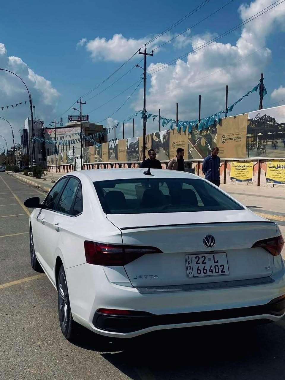 جيتا se 
موديل 2023
ماشية 44 الف
محرك 1.5 تيربو
حادثها قطعة وحدة جامرلغ طرف سكن مبدل بلادي
وباب سايق بي تعديل بارد بسيط 
سيارة بدون شاصي وبدون لغود ومكفولة الدواخل
مواصفات se 
رادار وتثبيت سرعة
تدفئة وتبريد كشنات امامية
وتدفئة كشنات خلفية
شرط التحويل والوكالة
+964 788 948 2767 كركوك, العراق


**إذا كنت صاحب هذا الإعلان وتريد حذفه لأي سبب، رجاءا أرسل رسالة إلى الدعم الفني**