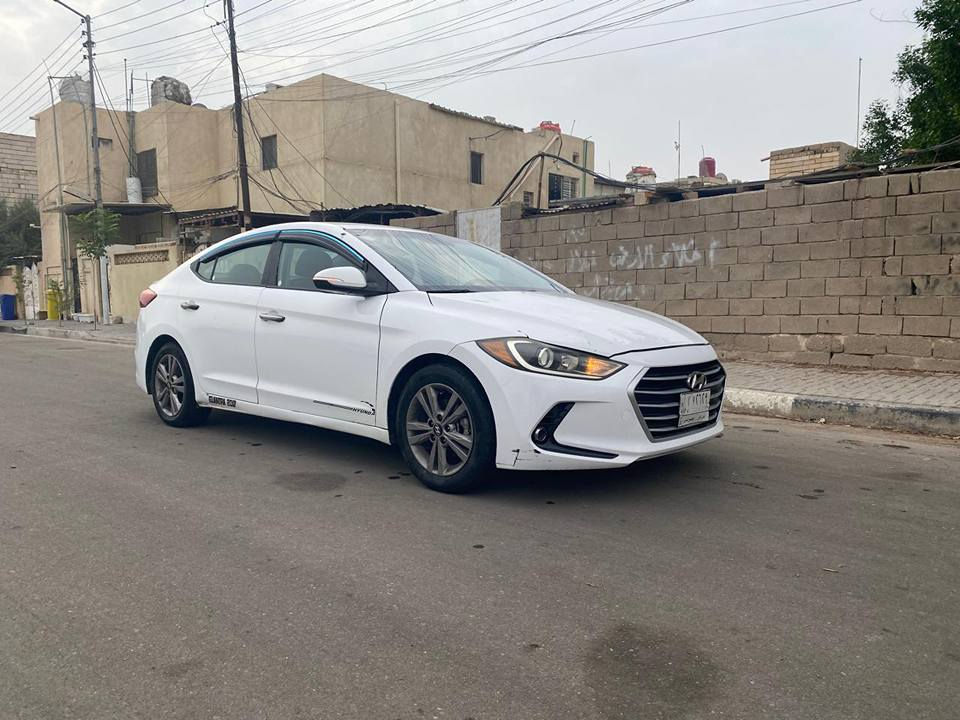 السلام عليكم النترا موديل 17 وارد كندي السياره كلين بس بيها قبق الجنطه مبدل بلاد وبيها  الجاملغ الخلفي بيه صبغ والباقي كفاله السياره جديده ومتعوب عليها مال جناي مكينه 2000  دوش كير حداديه تبريد كلها جديده  مواصفاتها تشغيل عن بعد شاشه كبيره دواره تحكمات استيرن تدفئه بالكشنات رادارت جانبيه حساسات خلفيه  رقم ذيقار حره مشروع وطني سنويه لغاية 2028تحويل ثاني يوم السعر 128 لاستفسار على الرقم *********** البصرة, العراق
