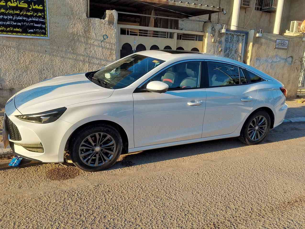 سلام عليكم سياره ام جي
جي تي موديل 25 فول كفاله عامه 

للبيع سعر خاص 

***********
