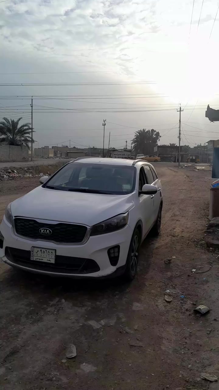 قطعه ارض للبيع المساحه ٣٠٠ زراعي عقد ٣٥ عل شارع ٣٠ متر كلشي واضح بل تصوير ***********
