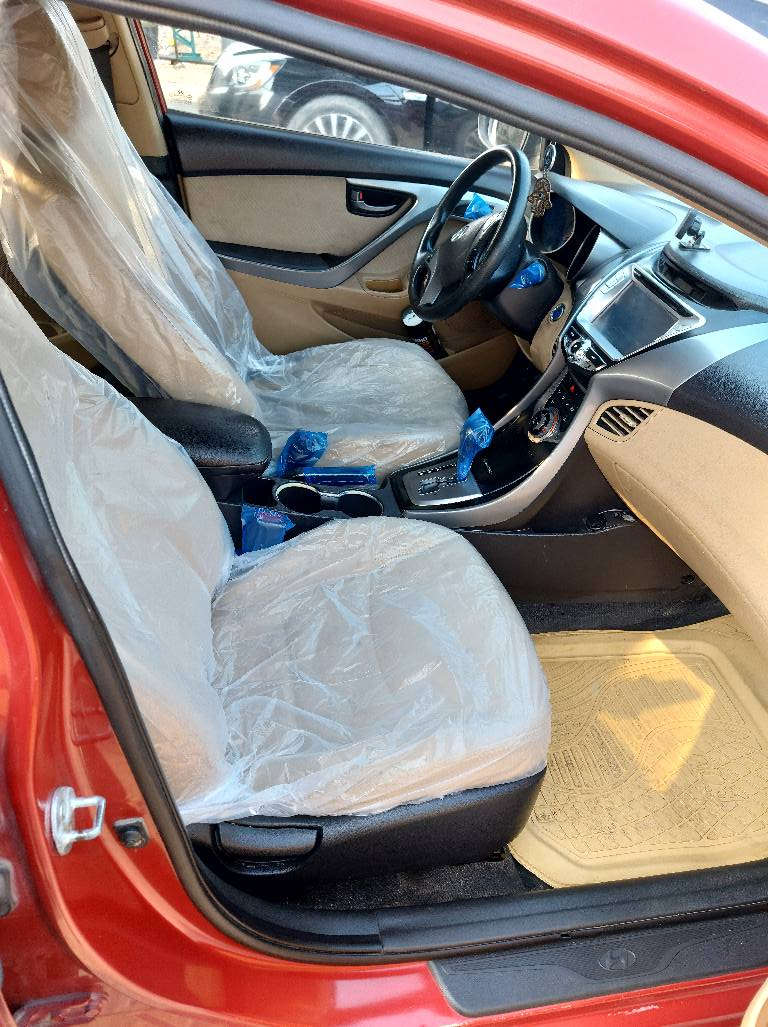 سلام عليكم  النترا موديل 2013 فول مواصفات  خليجيه.  فتحه. تشغيل بصمه  ماشيه 124 الف 
 بيه مكانات صبغ   السعر 105 وبيه مجال مكان السياره حله قرب سيطره الاثار للاستفسار *********** حلة, بابل
