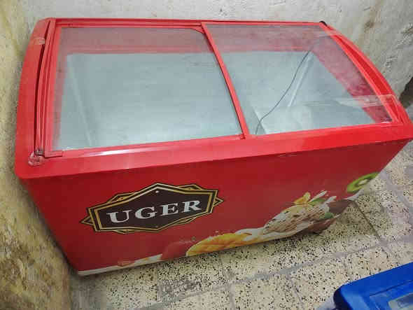 مجمدات بطحيه ايكور التركي أخو الجديد حجم 16قدم ***********
