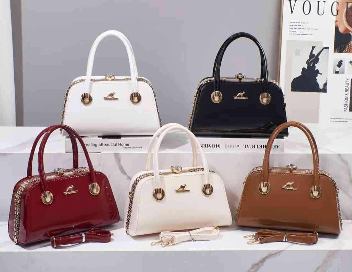 👜 حقيبة مميزة من أحذية وحقائب بيروت 🥿
أناقة وجودة تناسب كل الأذواق ✨

📍 العنوان:
شارع مزرعة – مجمع رؤتانا
طابق سرداب – محل رقم (7)

🚚 يتوفر توصيل:
داخل خانقين وجميع محافظات العراق

📞 للاستفسار والطلب:
***********

لا تفوتين الفرصة 💖 الكمية محدودة ✔️
