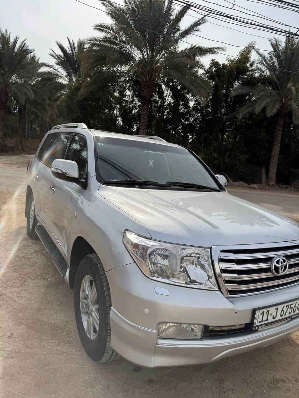 السلام عليكم 
لاندكروز 2010 جاهزه من كلشي على وضع البلاد كير مكينه مامفتوحات حداديه تخم تاير جاهزه من كلشي ماشيه 170 رقم بغداد باسمي تحويل مباشر بيها صبغ بسيط بدون ضربه اثر شخوط والسونار موجود بلمنشور السعر 270 وبيها مجال بسيط عنواني بابل الحله للاستفسار *********** حلة, بابل
