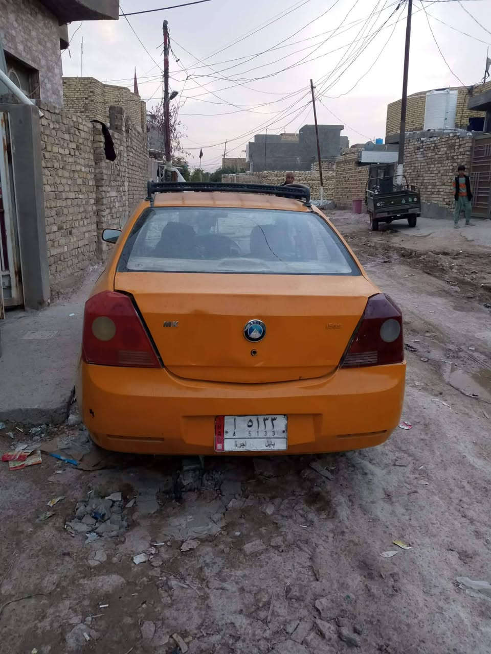 جيلي موديل 2011 رقم بابل موجودة في بابل حي نادر الثالثة رقم الهاتف *********** السعر 23 او بيه مجال
