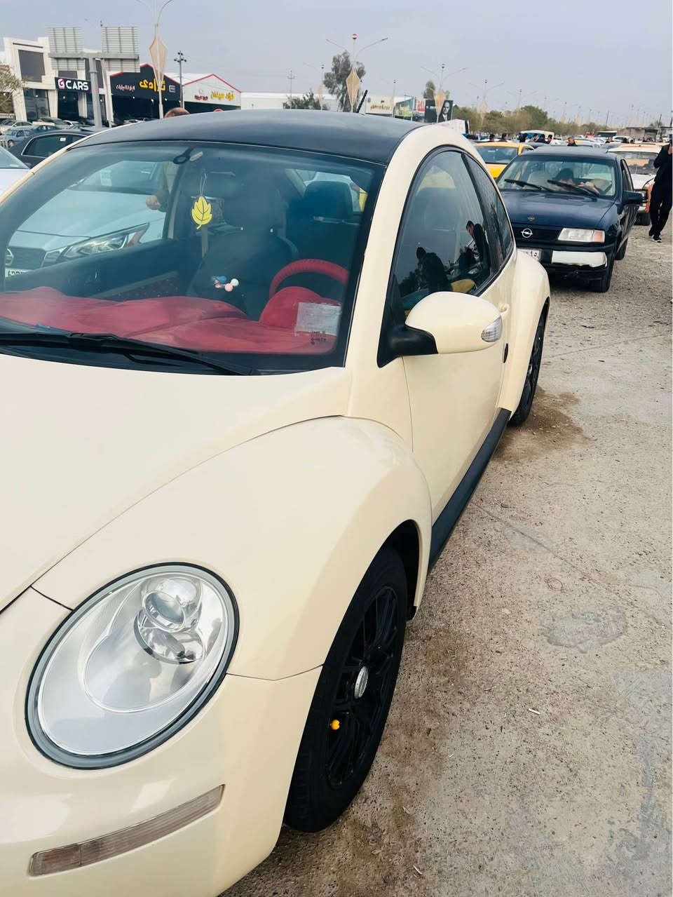 السلام عليكم فوكس واكن بيتل موديل ٢٠٠٨ مشروع وطني شرط التحويل سياره جاهزه من كلشي محرك والكير بشرط تخم تاير جديد تبريد تتفئه شغال سياره جاهزه ترايك وين يعجبك  بيها حادث جامرلغ السكن الامامي وشويه بالدوسه وصبغ حزام جماليه السعر (65) بيع ومراوس *********** كركوك, العراق
