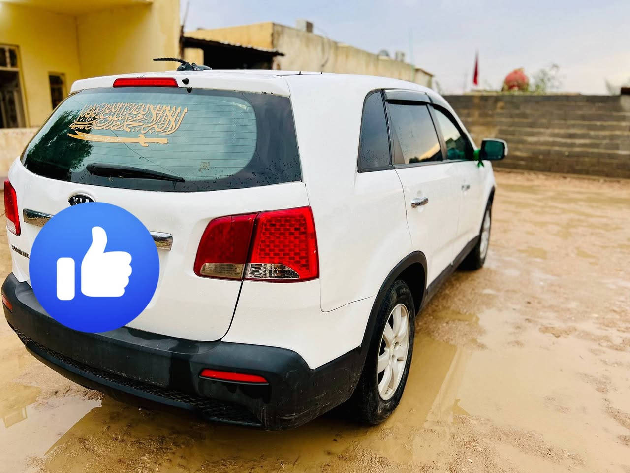 السلام عليكم
سورنتو ١٣ ادوات ادوات كصه جنطه 
بانزين ٦ سلندر  أرقام إنكليزي شمالي 
طخم تاير توني شاده 
كير مكينه حداديه باكيت 
تبريد تدفئه شغال 
السعر ٥٣وبيها مجال 
مكانها ناصريه ‏‪***********‬‏
