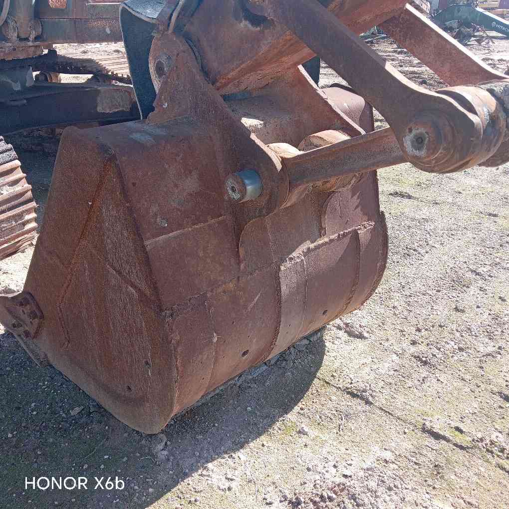 السلام عليكم كيله عرض ١١٠ بيم ٨٠ للبيع السعر ١٠ أوراق مكانها الرمادي للاستفسار الاتصال على الرقمم ***********
