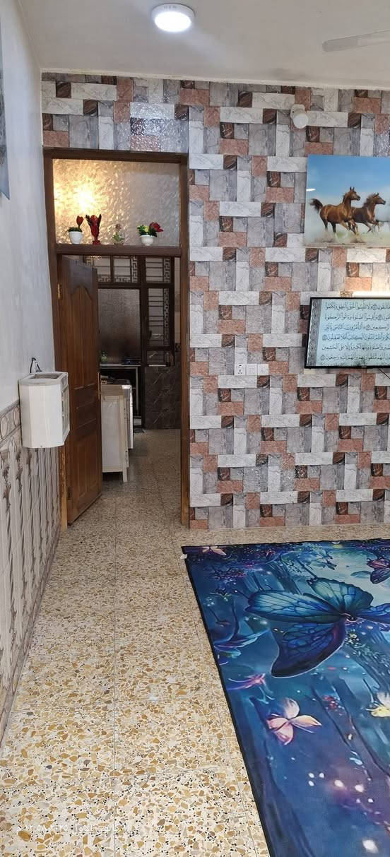 السلام عليكم بيت للبيع 50م واجهة 4 ونزال 12 ونص شارع خولة مقابل أسواق عبودي سند 25
ابو يوسف ***********
