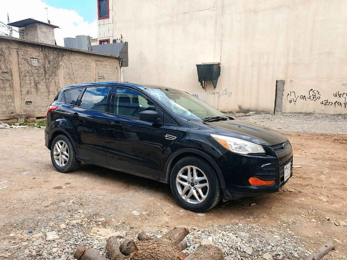 ڤۆرد ئیسکەیپ مۆدێل 2013 بێ بۆیاغ مەگینە 2.5 گەورە مەرخووب بەشەرتی گێرو مەگینە  هیچ حەیبێکی نیە  ژ. م   *********** شمشمل, السليمانية
