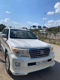 لاندكروز GXR • ٢٠١٣ • ٢٨٦ الف كم