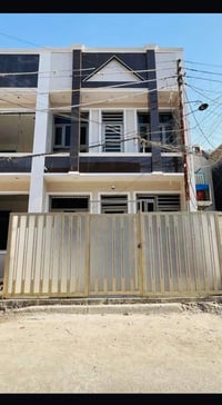 مشتمل #للبيع المساحة ٣٨م واقع حال ٤٨ م الواجهة ٥.٤٠   /النزال ٩ مدخلين...