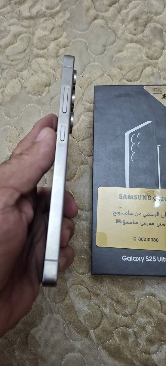 السلام عليكم سامسونج s25الترا نضيف جدا ذاكرة واحد تيرا بايت الرام 12 للبيع ضمان عين الفهد السعر مليون 400 بية مجال قليل للشراي العنوان بغداد الاتصال على هاذا الرقم ***********
