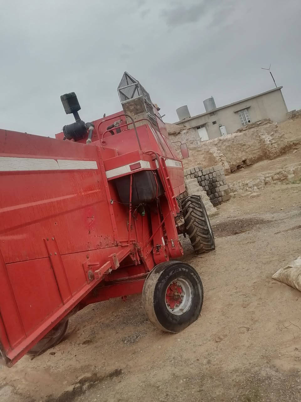 السلام عليكم حاصده للبيع 99 وضع شركه سعر مناسب***********
