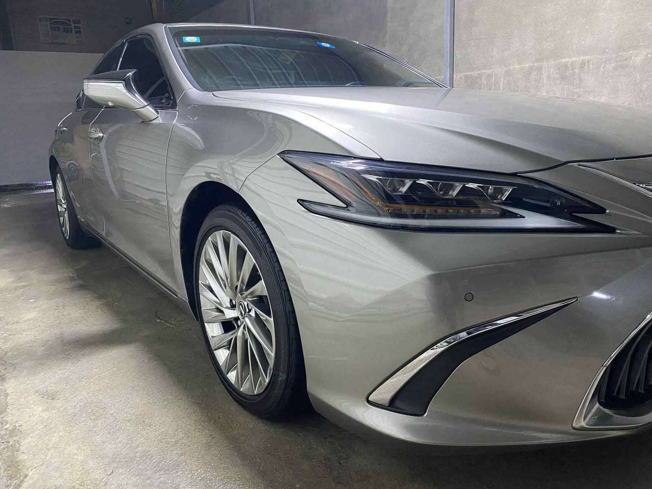 لكزز هايبرد وراد امريكي ضررر جاملغ خلفي من جهة سائق قبق صندوك بدون ايرباك سياره فول مواصفات موديل 2021 فئه لكجري الترا سياره ماشيه 46 الف  للبيع تواصل عل رقم ***********

30.000دولار بيه مجال
