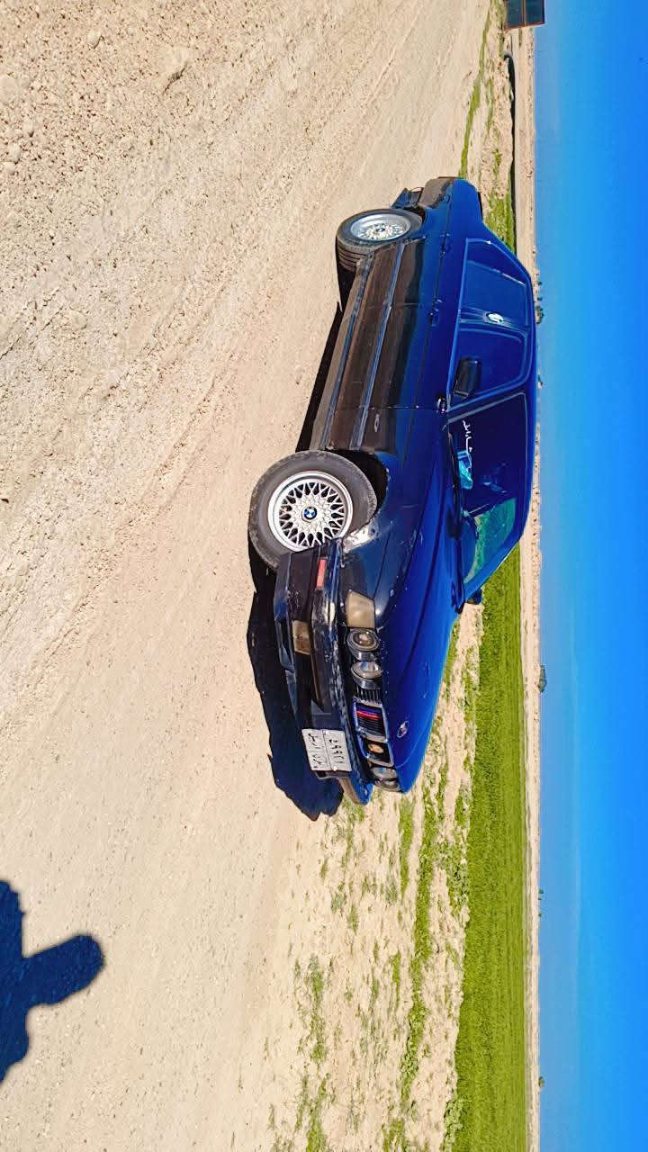 سلام عليكم بي أم 735بالدي
موديل 89سنويه صقطى شرط تحول رقم اربيل
 كير عادي كير محرك شرط 
بجم عريض تخم ليتات جداد عليه اكلوبات زنون شرط اله تعمي
بس كش سائق كايم شوي جالد منه 
4جام كهرباي شغال 
تبريد شغال 
4تيارت بأتي جديد 
كهربيات كلها شغال مابي نقص 
بس ضربه خفيف بالصندوك بيها موجود بالتصور اتشوف ضربه داعميه واره ماكو 
سياره مالبيت مامتعوبه امجودره نايمه على كد شغل اطلع بيها 
سعر 45بي مجال ***********موشراي لا يتعبني 
لاتصير براسي ابو معارض بالتعليقات ماعجبك اعبر منشور كل تفاصيل سياره مكتوبة  مكاني كركوك
