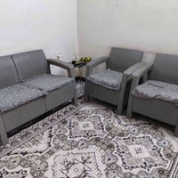 كنب • مع طبله • قابل تفاوض