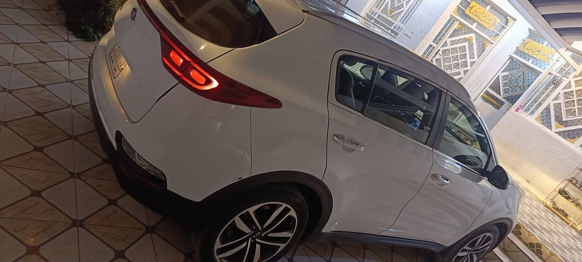 سلام عليكم
سبورتج خليجي موديل 2019

رقم بغداد بسمي 

مكفوله كفاله عامه 

المواصفات المعروفه 

كامره شاشة ايبات 

حساسات اماميه وخلفيه 

اشاير بل مري شفط 

تلث نضمه للقياده 

كشنات جلد ومخمل 

قطعتين تبريد 

محرك 2000 دوش

السياره جديده بمعنه الكلمه 

السعر 194

الستفسار ***********
