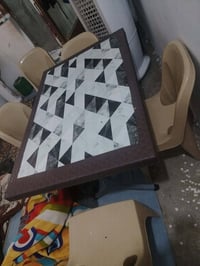 ميز طعام • ٥ كراسي • بابل شارع ٨٠