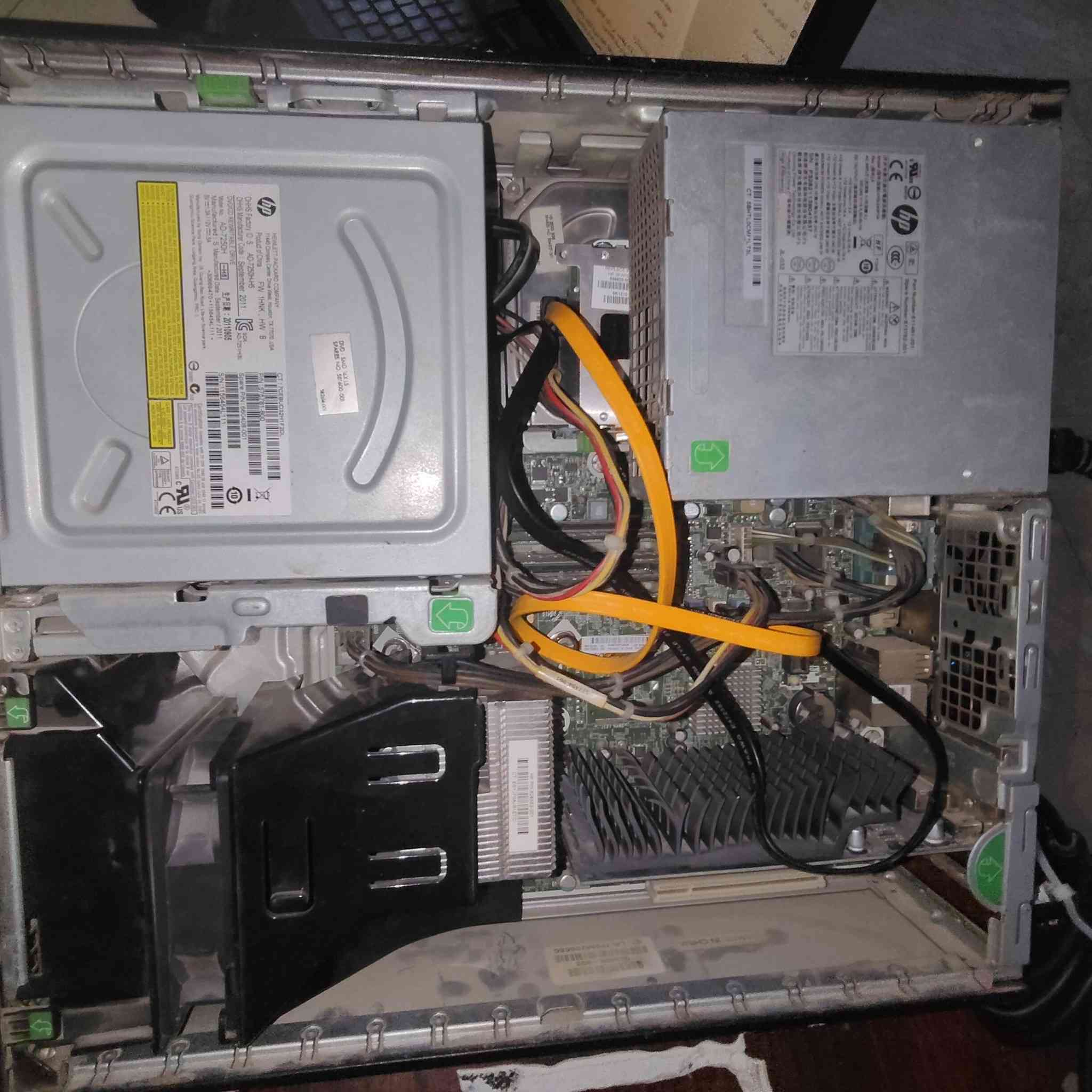 مواصفاته lntel(R) core(TM) i5
رامات عدد 4 الحجم 2 كيكا
يحتو على هارد داخلي  واحد 500 كيكا +250 كيكا 
كارت شاشه خارجي من NVIDIA Ge Force GT1030 2كيكا
 ومنصب عليه وندوز 10 كامل مفحوص وشغال 
المكان كربلاء المقدسة  ماعندي توصيل لل اسف


**إذا كنت صاحب هذا الإعلان وتريد حذفه لأي سبب، رجاءا أرسل رسالة إلى الدعم الفني**