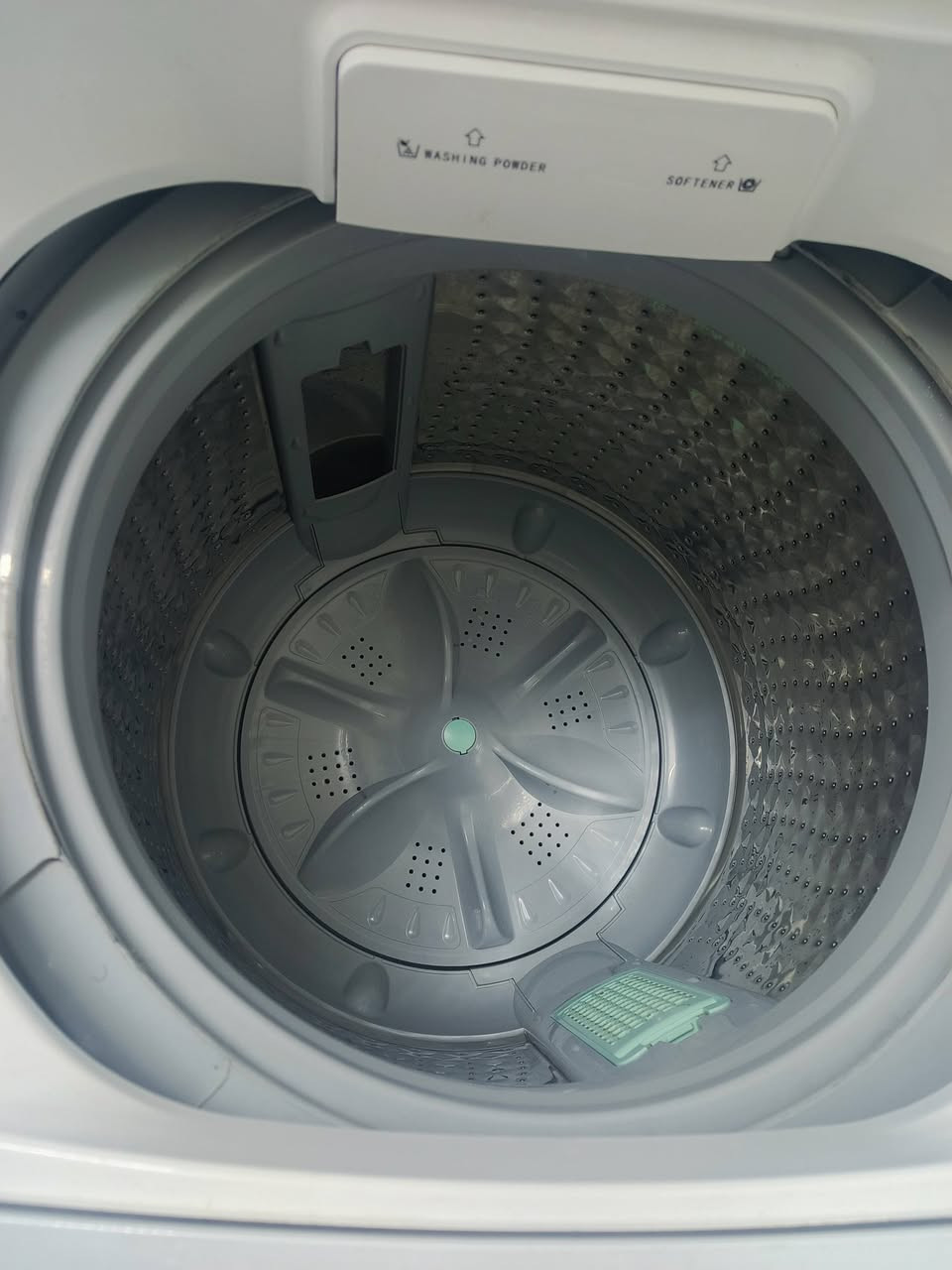 السلام عليكم.
غساله اوتماتيك للبيع السعر 250 . الف .

***********
