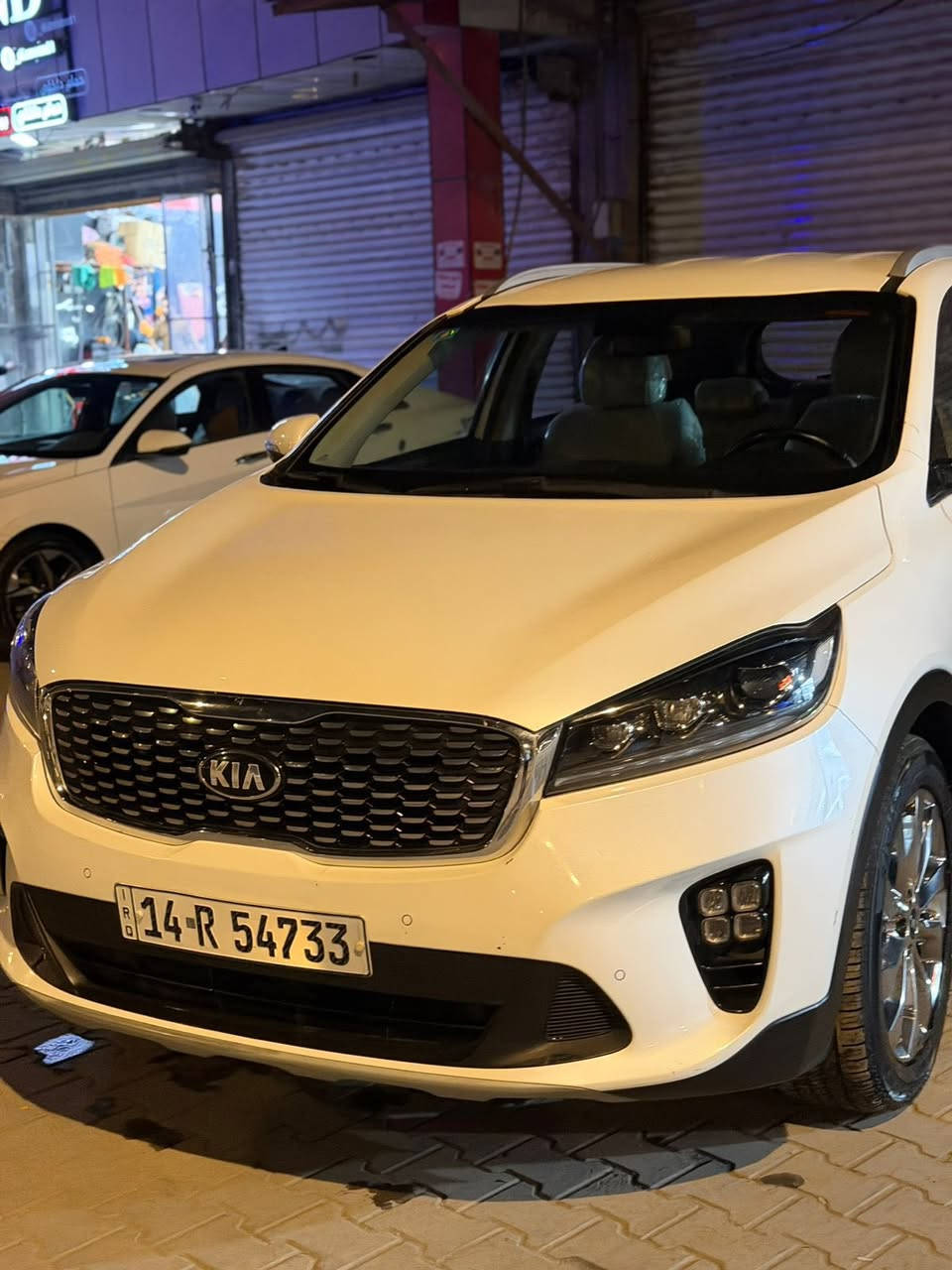 سورنتو 2020 رقم بصرة تحويل محرك 6 سلندر السيارة كفالة عامة عدا شخط بسيط وطخه مامبينه كير مكينه مكفول مواصفاتها حساسات امامية خلفية كامرة صندوق كهرباء 
بصمة كشنات كهرباء وباقي المواصفات المعروفة سعرها 268 وبيها مجال بسيط 
رقمي ***********
