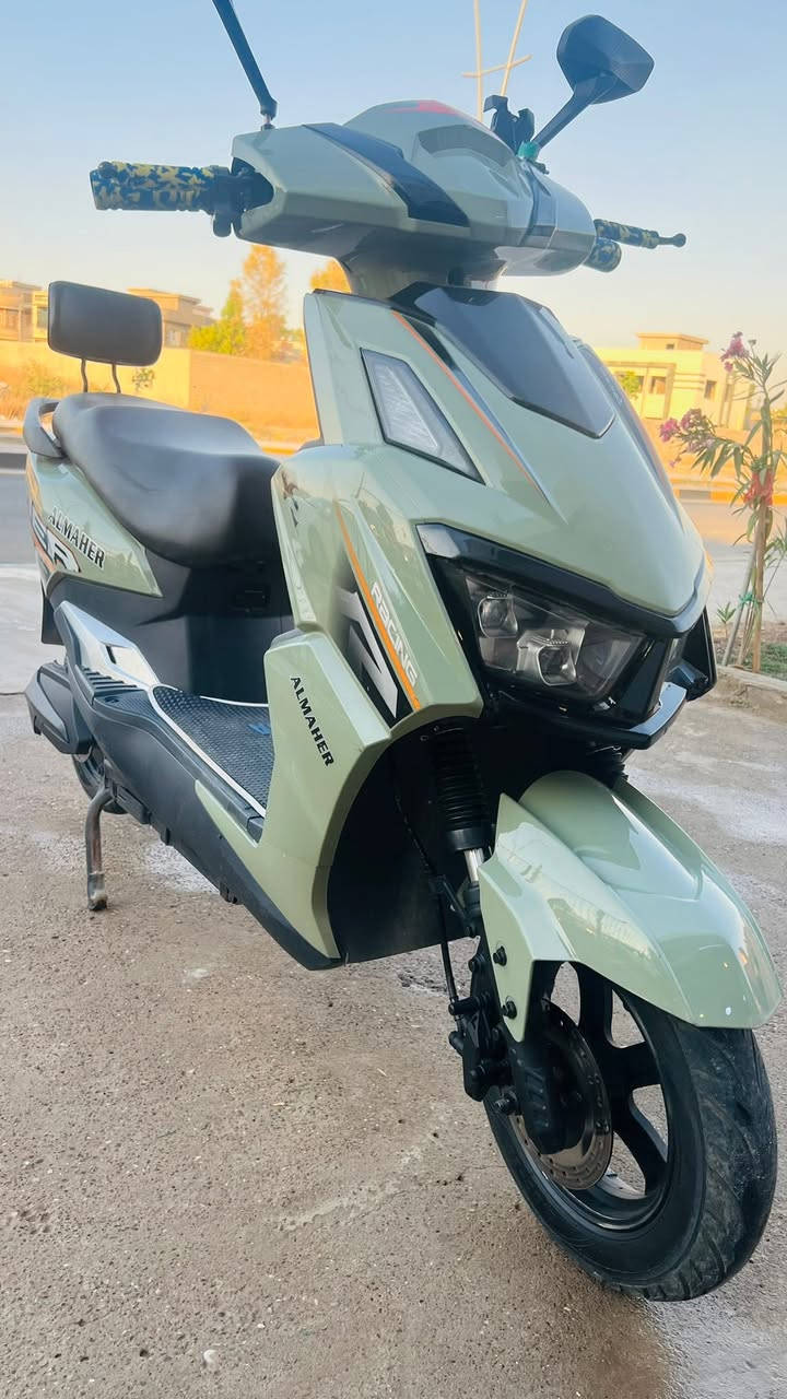 � دراجة شحن للبيع

* النوع: الماهر
* السرعة: 60
* جميع الكهربائيات والتحكمات شغالة 100%
* نظام R
* ماطور نظيف وما يحتاج مصاريف
* كامل من جميع النواحي
* لا توجد أي نواقص أو أعطال

💰 السعر: 650 ألف دينار وقابل للتفاوض بالمعقول

❌ جماعة الـ 550 لا تراسلني.

📱 للتواصل واتساب على الرقم اذا ما شراي لا تتعبني حبيبي 

***********

