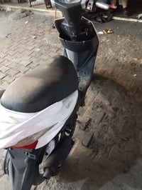 للبيع سعر 350 07777518061