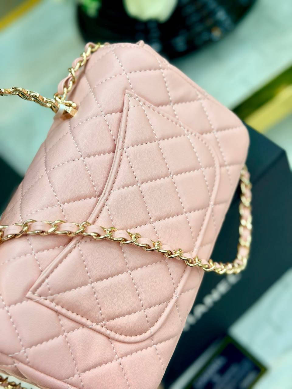 Sac CHANEL👌🏻🥀🔥 Master Quality ✅ Avec boit 🎁


**إذا كنت صاحب هذا الإعلان وتريد حذفه لأي سبب، رجاءا أرسل رسالة إلى الدعم الفني**