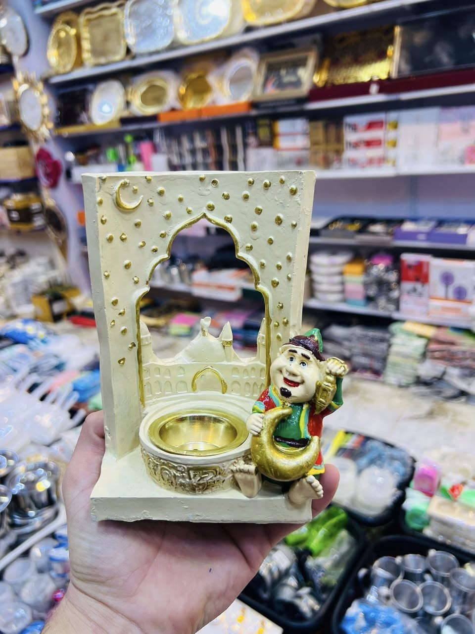 #الراوي_للمواد_المنزلية 

مبخرة فنانيس رمضاني 

السعر 5,000 الف فقط


**إذا كنت صاحب هذا الإعلان وتريد حذفه لأي سبب، رجاءا أرسل رسالة إلى الدعم الفني**