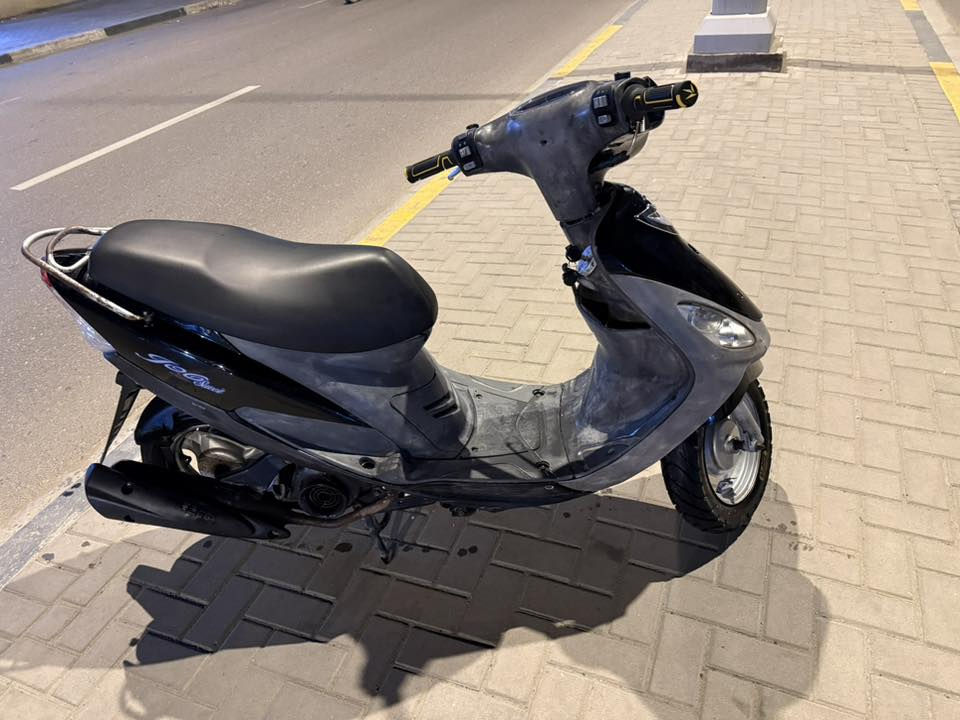 للبيع  كامله كل نقص مابيه كلشي شغال بيه محرك هسه شاده اول تبديله دهن سعر 800 وبيه مجال  رقم ***********
