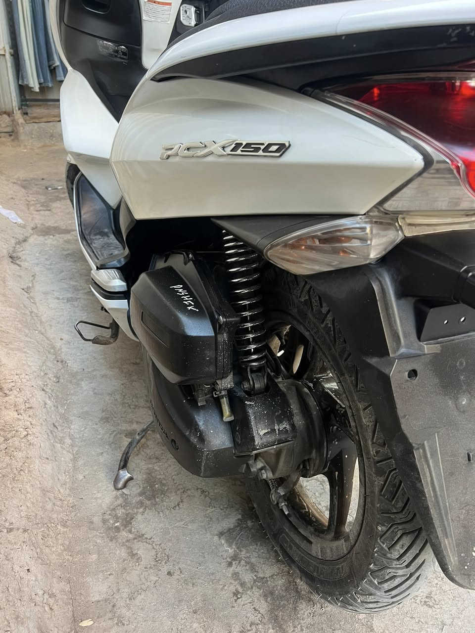 Pcx 150للبيع


**إذا كنت صاحب هذا الإعلان وتريد حذفه لأي سبب، رجاءا أرسل رسالة إلى الدعم الفني**