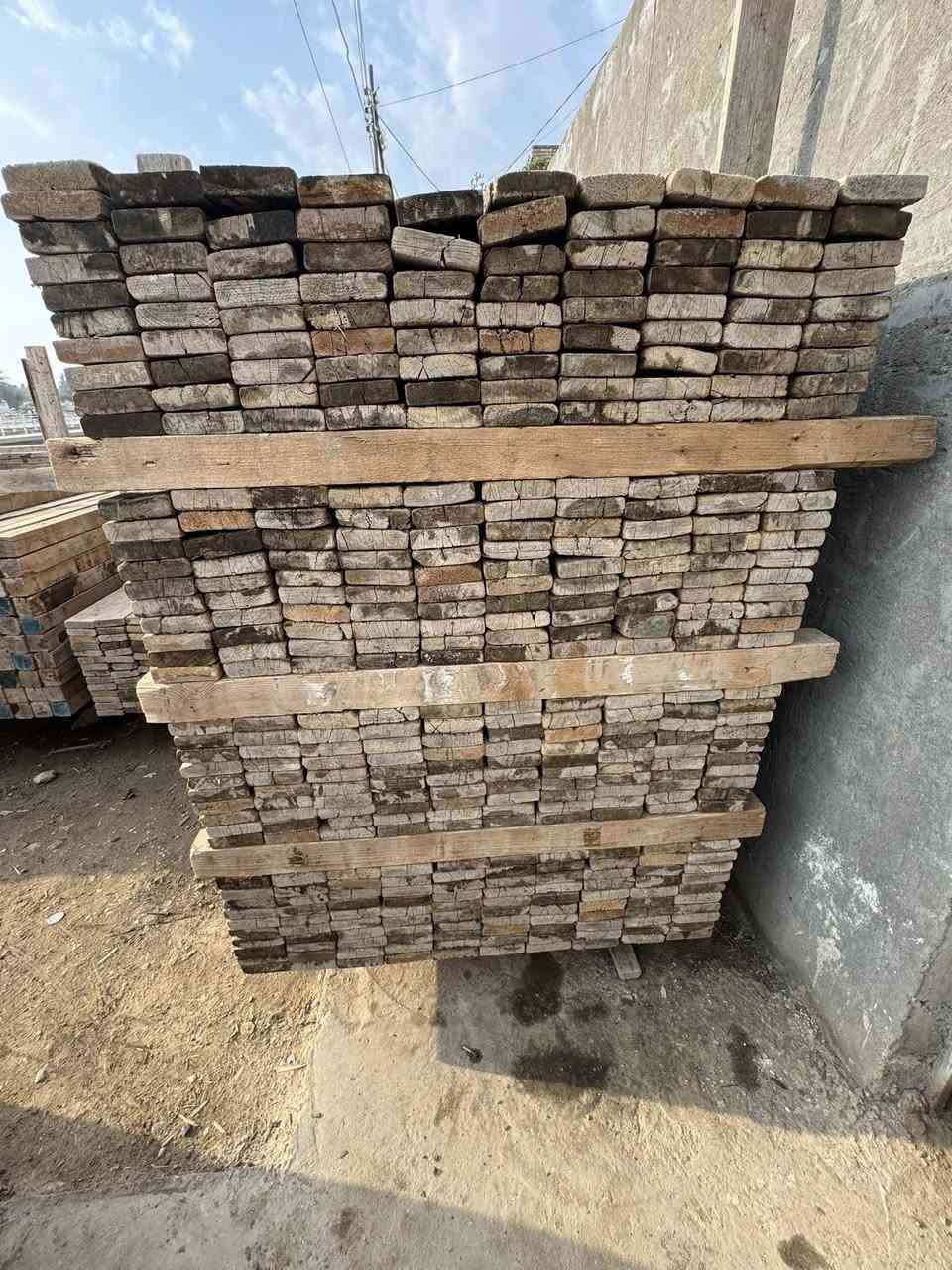 قالب خشب روسي انج تارس 25 شغله وحده
العدد 12 مكعب  للبيع 

العنوان حله 

الهاتف *********** - ***********
