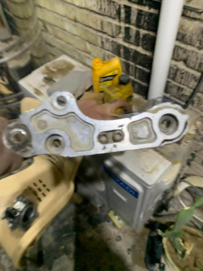 السلام عليكم كور مختلف XIN MAO حجره 58كامشفت وجواكيج تيتمارك بوشه توبو 61نضيفه شيال رياضي بلادي حاويه شيال رياضي راجع قبق عنبار انسي واي دبل الأسود جديد والدبل الرصاصي بي طسه الأسعار علق القطعه لتريدها ورد عليك المو شراي رجائن ليتعبني وتحياتي للجميع


**إذا كنت صاحب هذا الإعلان وتريد حذفه لأي سبب، رجاءا أرسل رسالة إلى الدعم الفني**