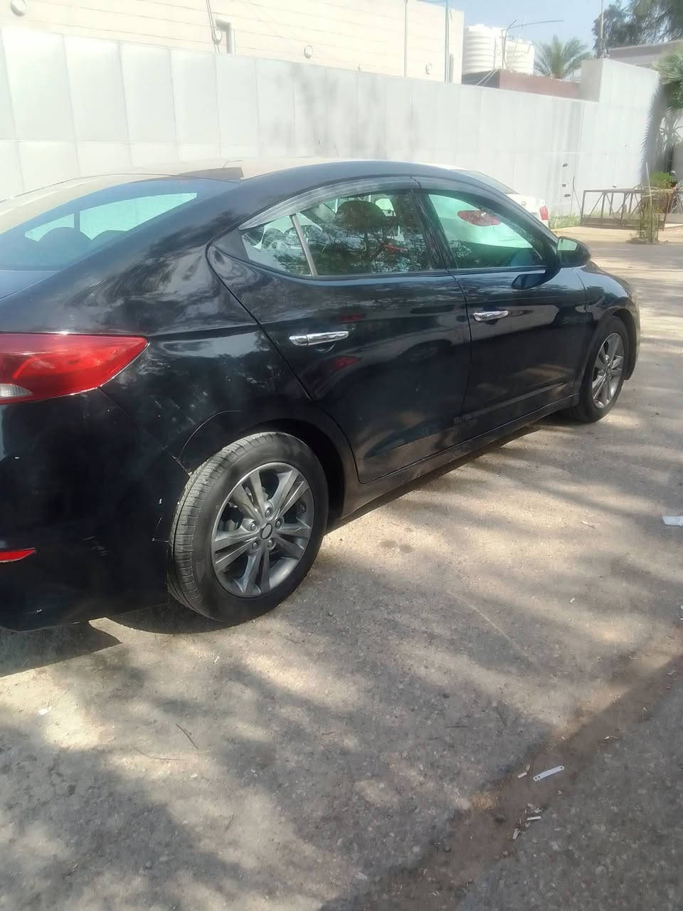 الانتره 2018 رقم بغداد بسمي بيه قطعه وحده صبغ وارد امريكي مكينه 2000 ماشيه 111 الف السياره جاهزه وخير من الله السعر 120وبيه مجال للطيبين مكاني بعقوبه ‏‪0772 439 6051‬‏
