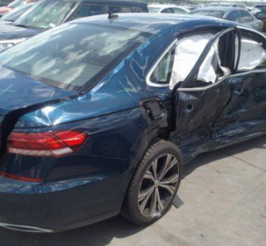 (للبيع او مراوس)
VW PASSAT SE  2021
مراوس وابيع
فولكس واكن باسات 2021
محرك 2000تيربو 
حدادية جيدة
مكينه جديدة مامفتوحه
مواصفات ...... 
دخول ذكي
توقف ذاتي
رادارات جانبية 
كامرة
شاشة كبيرة 
بصمة
فتحه سلايت 
تدفئة كشنات 
تبريد قطعتين
السعر 150$ 
***********
سياره معوقين
