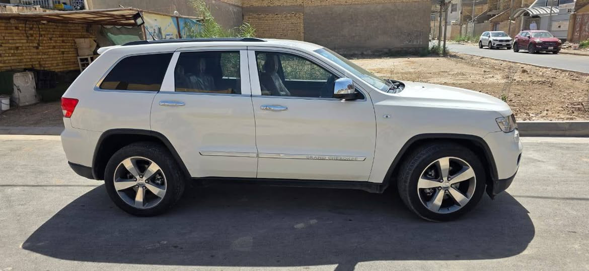 جيب لاريدو 2012 خليجية
محرك 6 سلندر السيارة جدا نظيفة وجاهزة للاخير وعليهة ادامة كاملة . تحويل ثاني يوم مكاني بالكوت
السعر 194 وبيهة مجال 
***********
(مكلف بالنشر)
